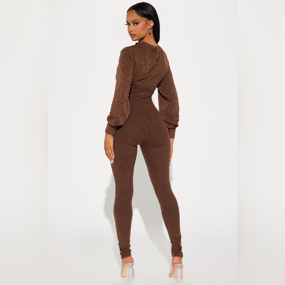 Fashion Nova Not On My Watch Jumpsuit Set - Brown Size S NWT - Picture 3 of 3